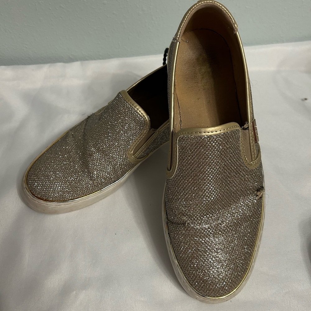 GBG Los Angeles Gold Glitter Flats
